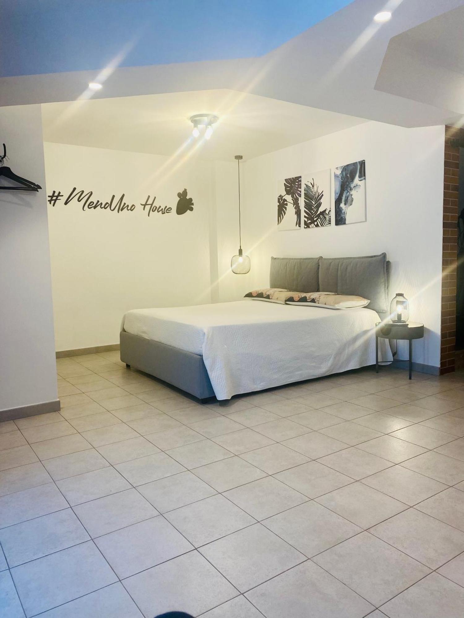 Ferienwohnung Menouno House Crispiano Exterior foto